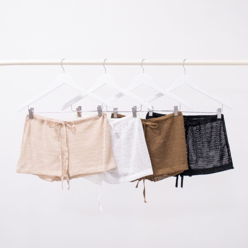 SHORT CROCHET CON CORDÓN
