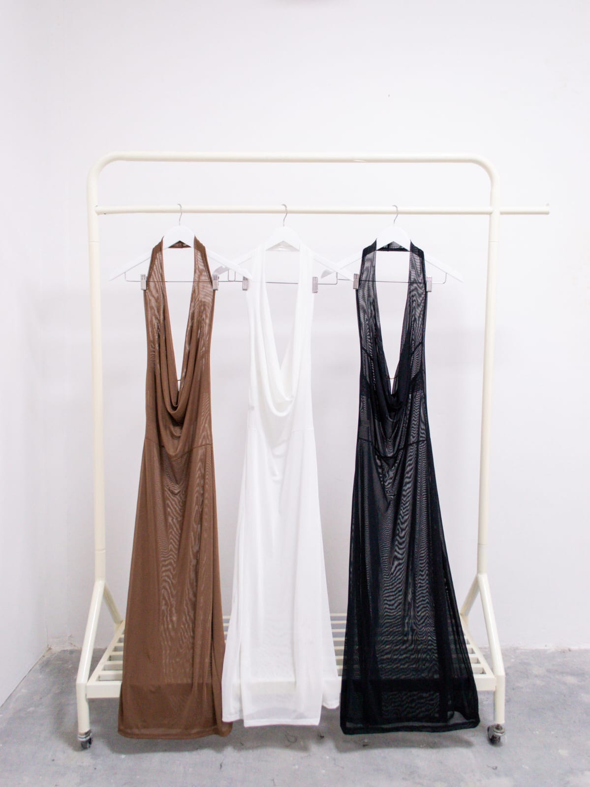 VEST TUL BUCHE CON HEBILLA