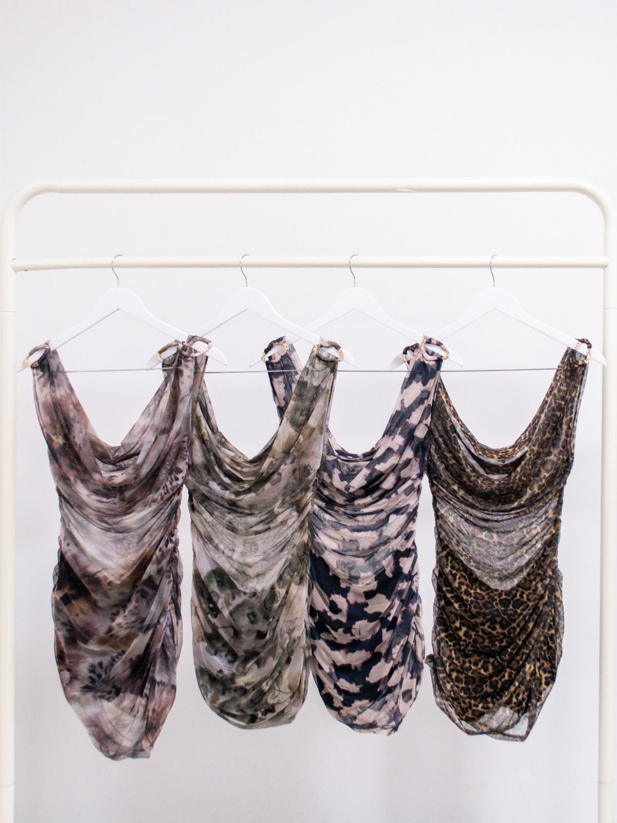 VEST TUL SUBLIMADO DOS HEBILLAS (NUEVO ESTAMPADO)